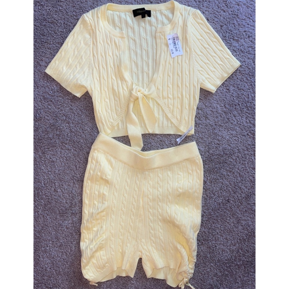 2-piece set